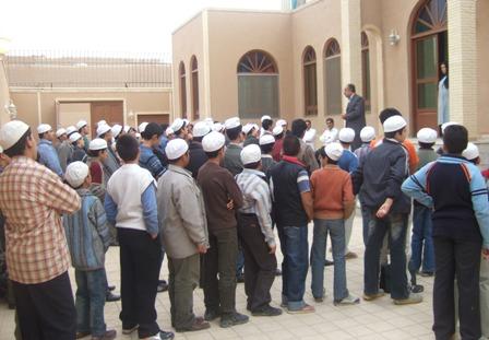 سخنرانی در جمع دانش آموزان شرکت کننده در کلاس های دینی ویژه زرتشتی در شهر یزد